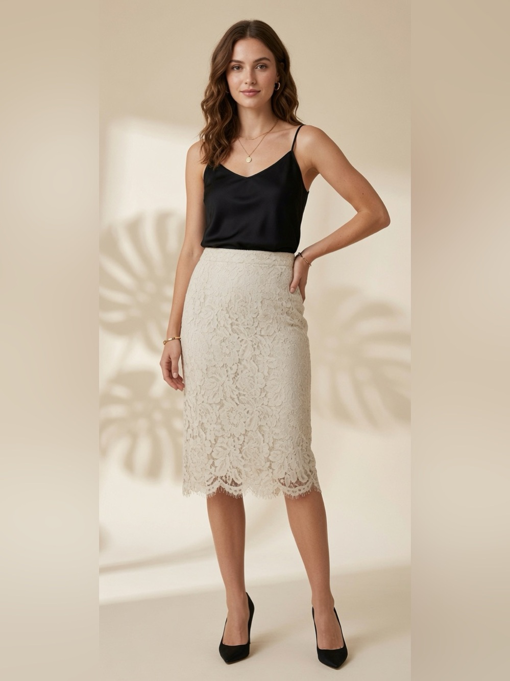 Chaser Cream Floral Lace Pencil Skirt Size M